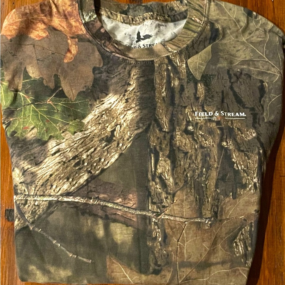 Field and Stream camo size small long sleeve shirt